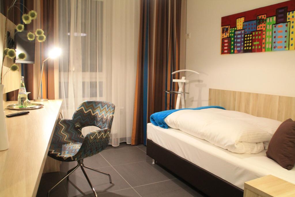Gaestehaus Wilhelmshoehe Butzbach Pokoj fotografie